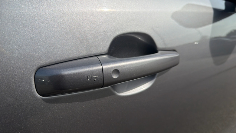 Jaguar F-Pace 2.0 D200 R-Dynamic HSE 5dr Auto AWD Diesel Estate